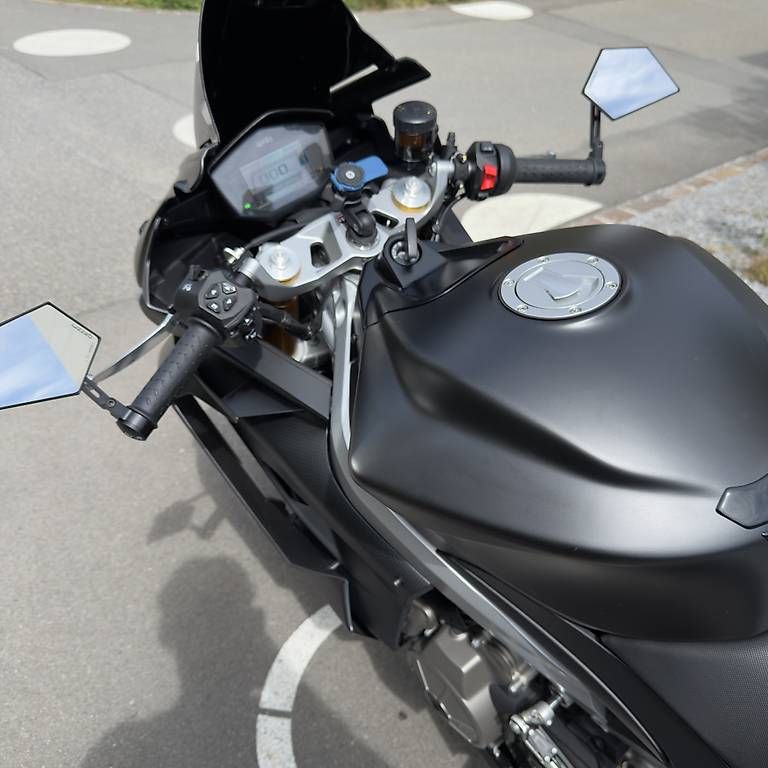 Strada: APRILIA RS660 BLACK – Usato da Zürich venduto da CS1097 1