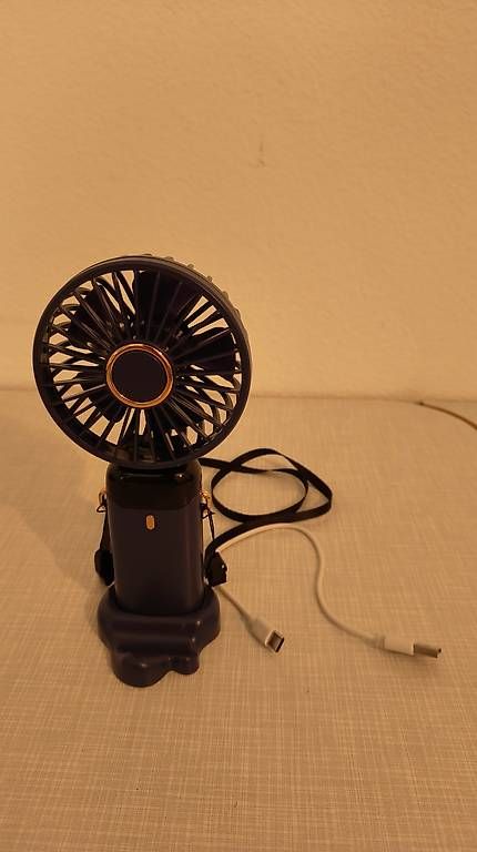 Ventilatoren: Handventilator 5-stufig, umhängbar – Gebraucht aus Bern von wade99 2