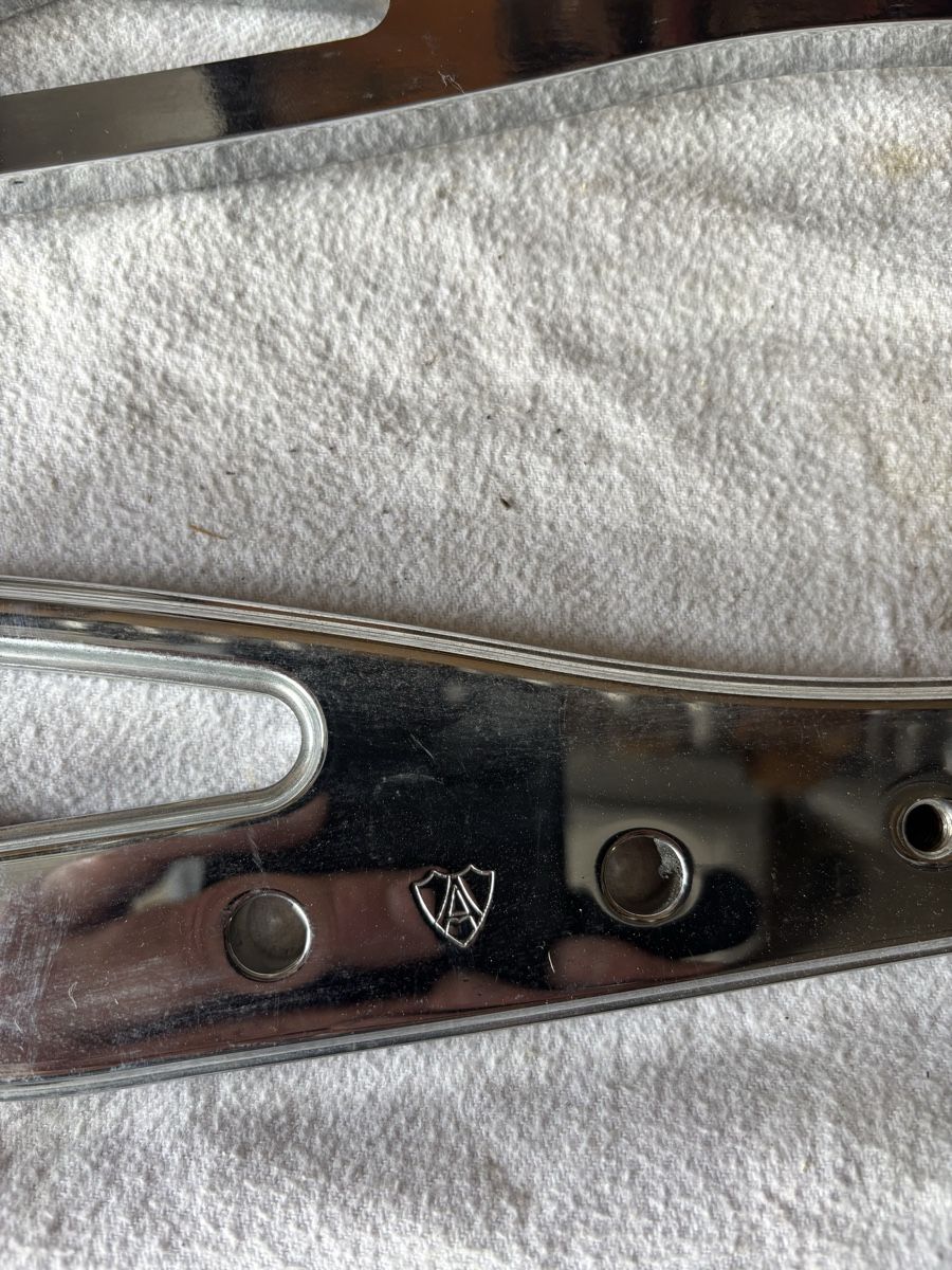 Harley-Davidson Alle Motorradersatzteile: Harley Davidson Fenderhalter Arlen Ness Dyna – Gebraucht aus Schötz von Harley35 2