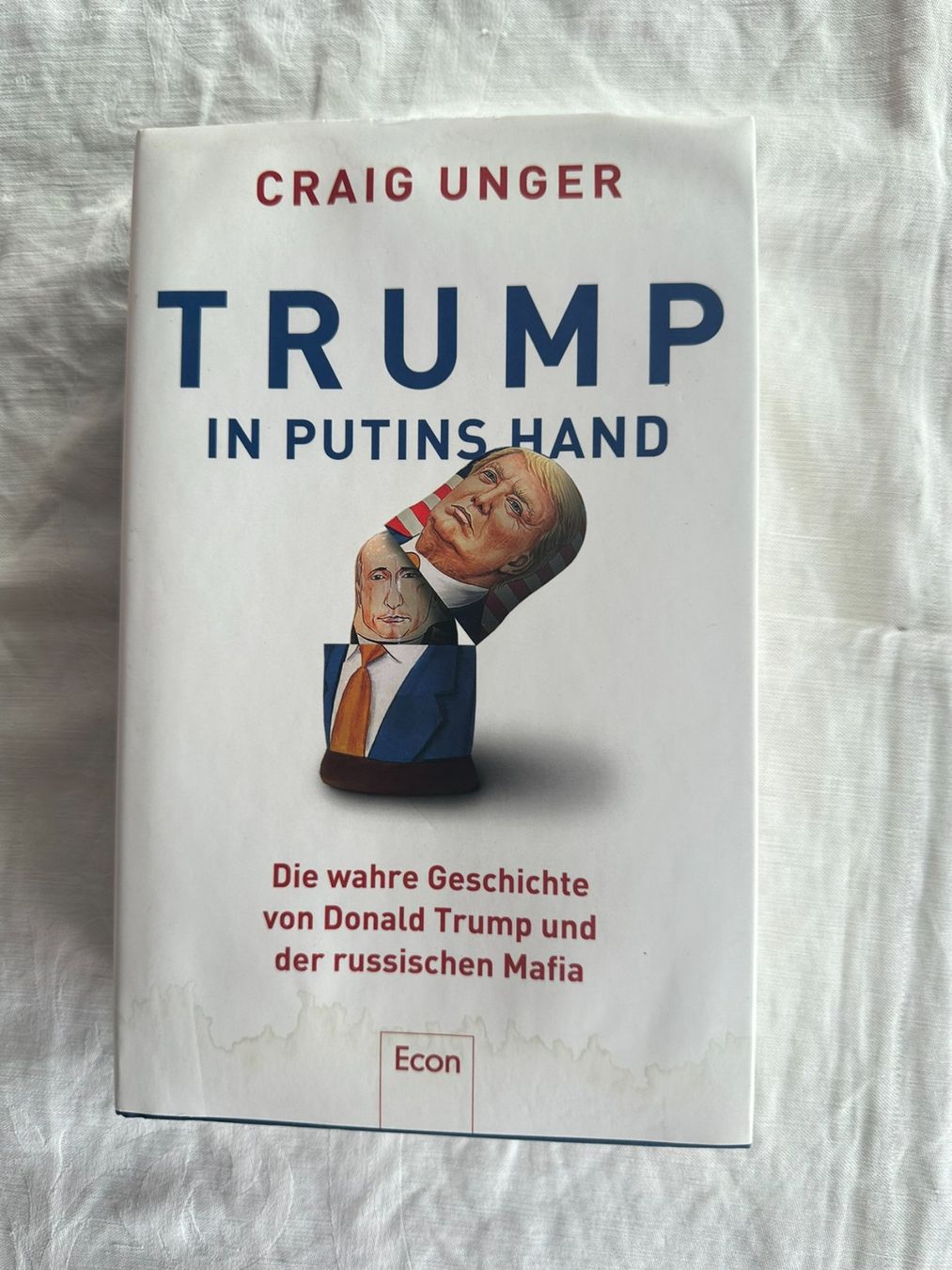Bücher: TRUMP IN PUTINS HAND – Gebraucht aus Pfäffikon SZ von elfenhaar