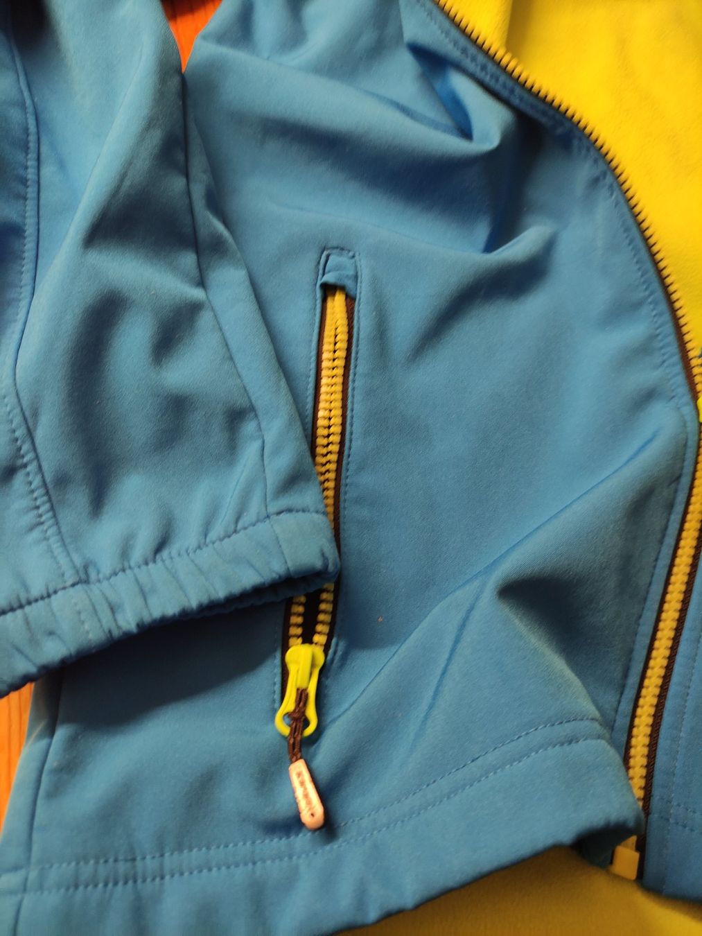 Icepeak Jacken & Mäntel: Softshell Jacke Icepeak Gr.164 – Gebraucht aus Mümliswil von Andreablaukatze 1