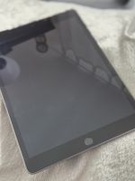 Apple iPad mit Zagg Tastaturhülle gebraucht gut erhalten