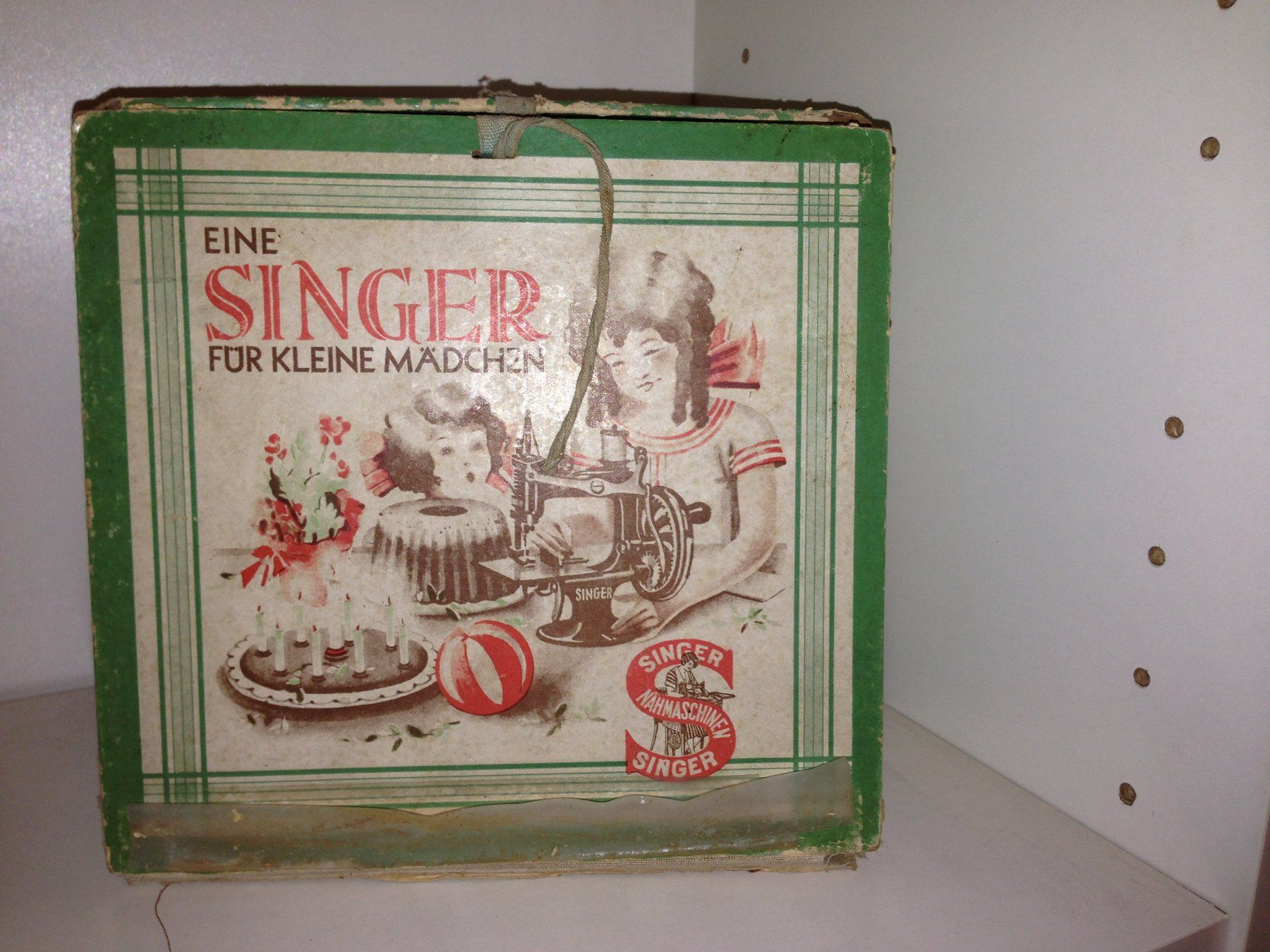 Singer Machines à coudre: Singer Kindernähmaschine ca 1930 – D'occasion à Männedorf par glasfusion 1