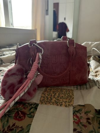 Borsa rosa/rossa Cultivator con ciondolo a cuore