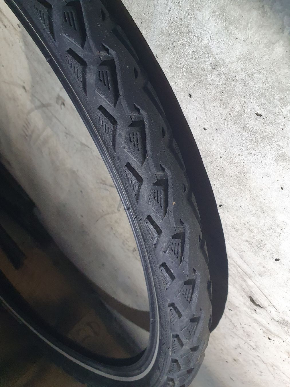Pezzi di ricambio: MTB Pneu Schwalbe Active 27.5x2.00 – Usato da Rothenburg venduto da PHSKC 3