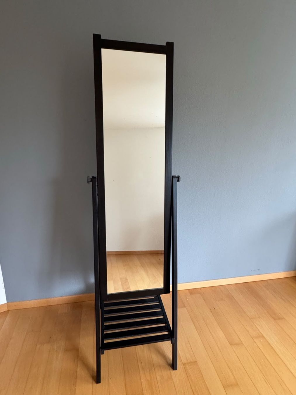 Specchi: Schwarzer Spiegel Ikea – Usato da Zürich venduto da dontrmml