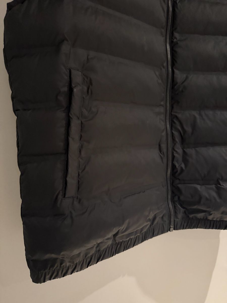 Zara Gilet & Giacche: Weste von ZARA – Nuovo e nell'imballaggio originale da Tennwil venduto da Zaylaaa 3