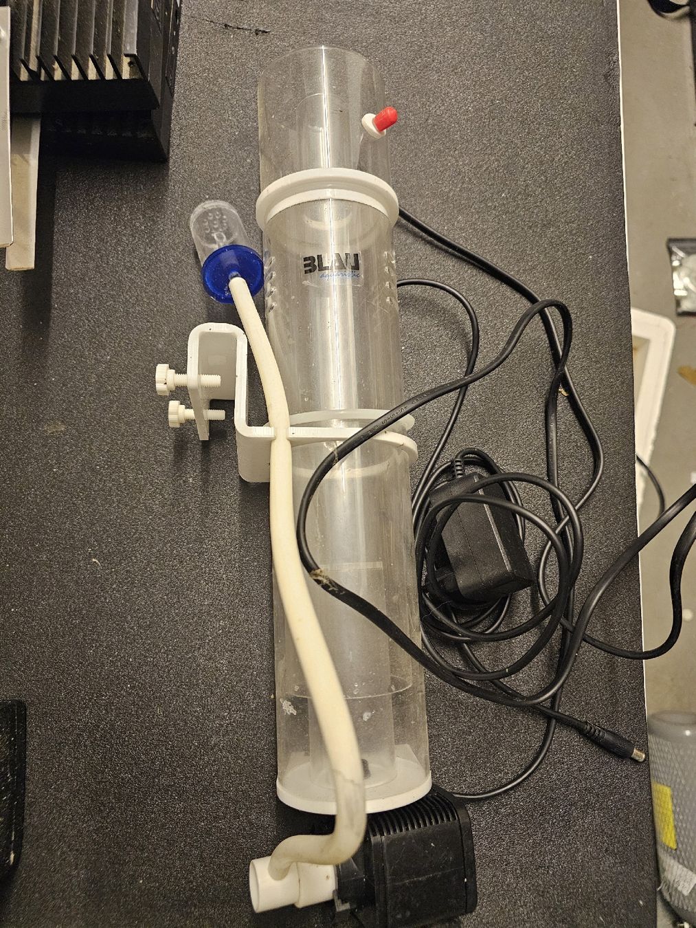 Filtres: Blau Skimmer  – D'occasion à Samstagern par FastLive