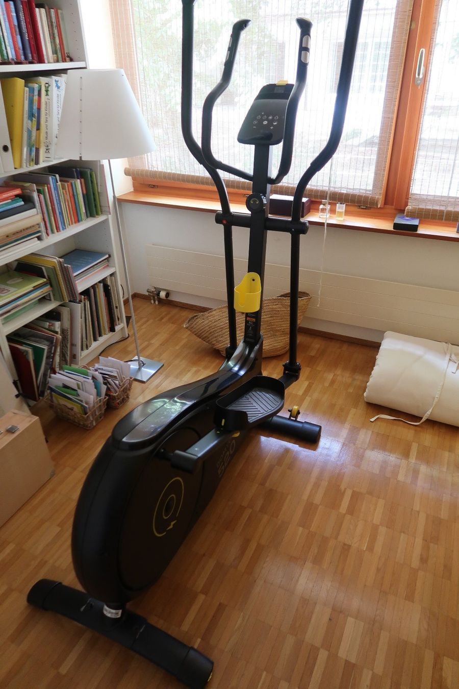 Decathlon Vélos d'appartement: Crosstrainer Domyos EL520 – D'occasion à Bottmingen par PeterGuyer