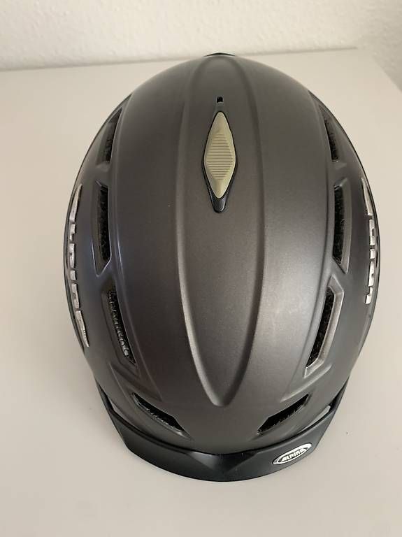 Helme: Alpina Skihelm – Gebraucht aus Thun von quaresma10 1
