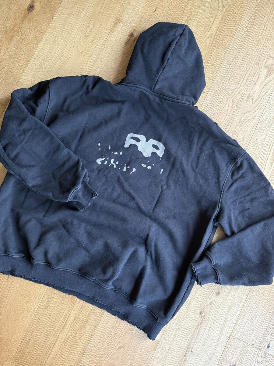 Balenciaga Maglioni & Felpe: Balenciaga Hoodie – Usato da Luzern venduto da L.L.G 4