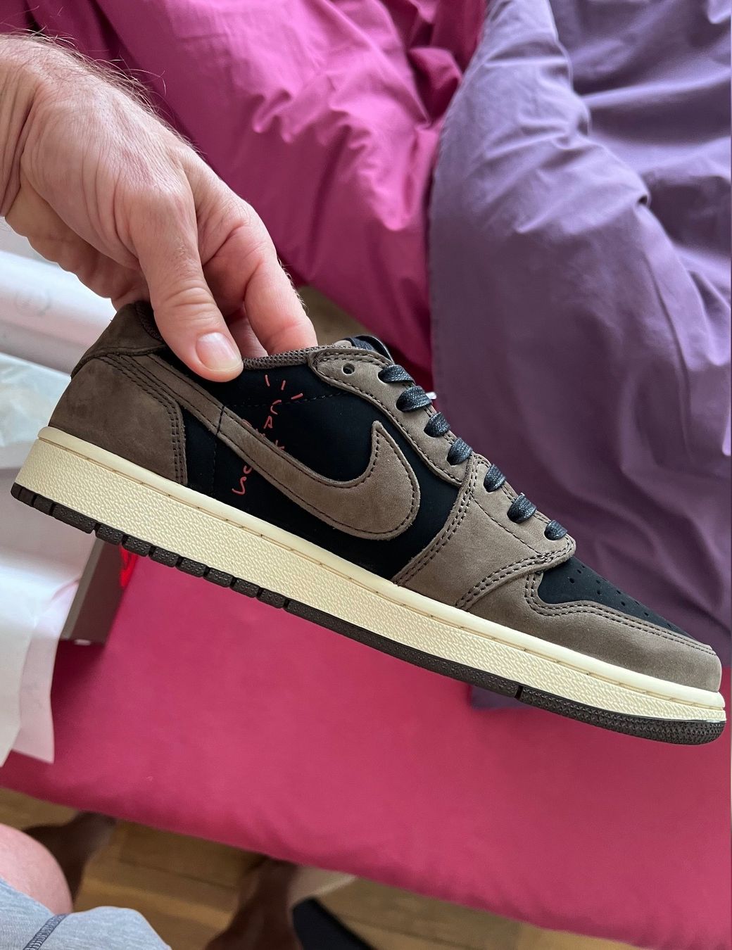 Nike Scarpe da uomo: Nike Travis Scott ORIGINAL – Nuovo e nell'imballaggio originale da Roggwil BE venduto da and_sl26 1
