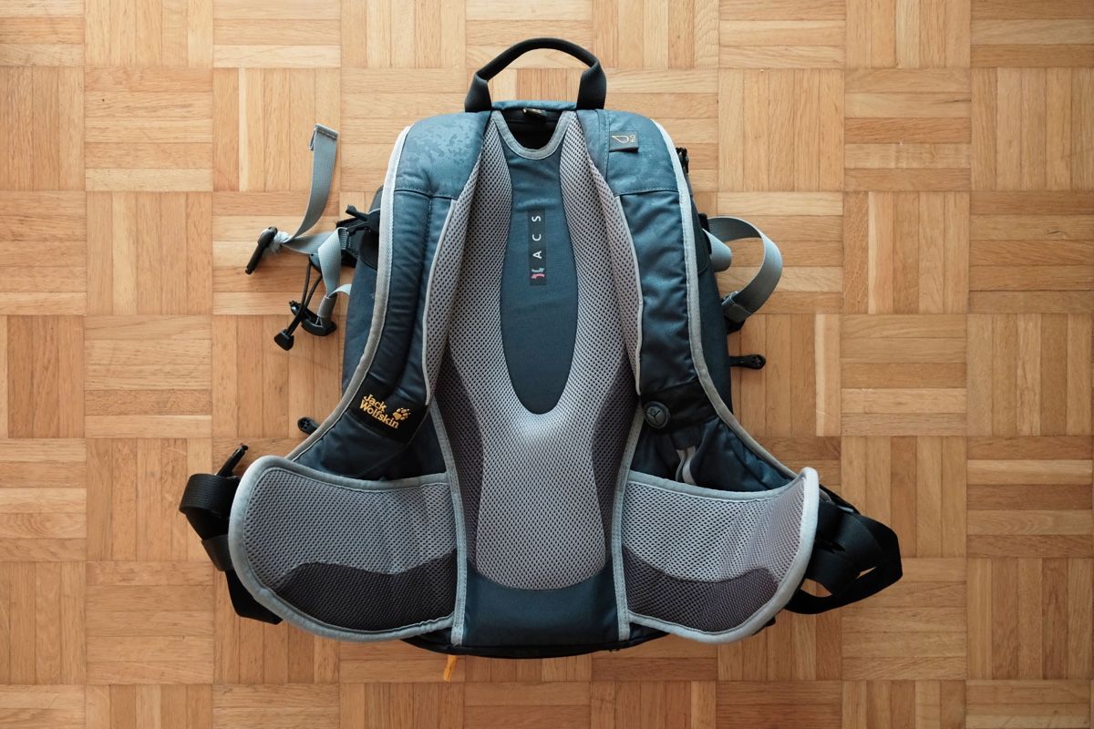 Jack Wolfskin Zaini: Jack Wolfskin Rucksack – Usato da Zürich venduto da herbalpoetry 1