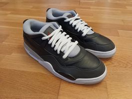 Neue AIR JORDAN 4 RM PRM Gr. 44.5