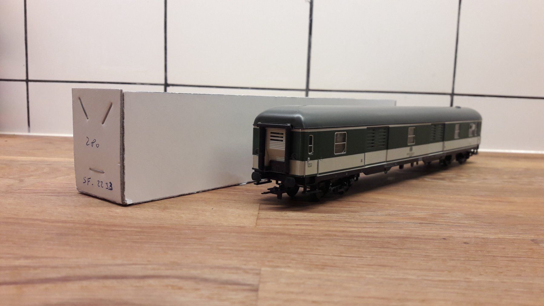 Modellini di ferrovie: Röwa HO DC : DB fourgon bagages "Düm" – Usato da Buttes venduto da Cafe2005 9