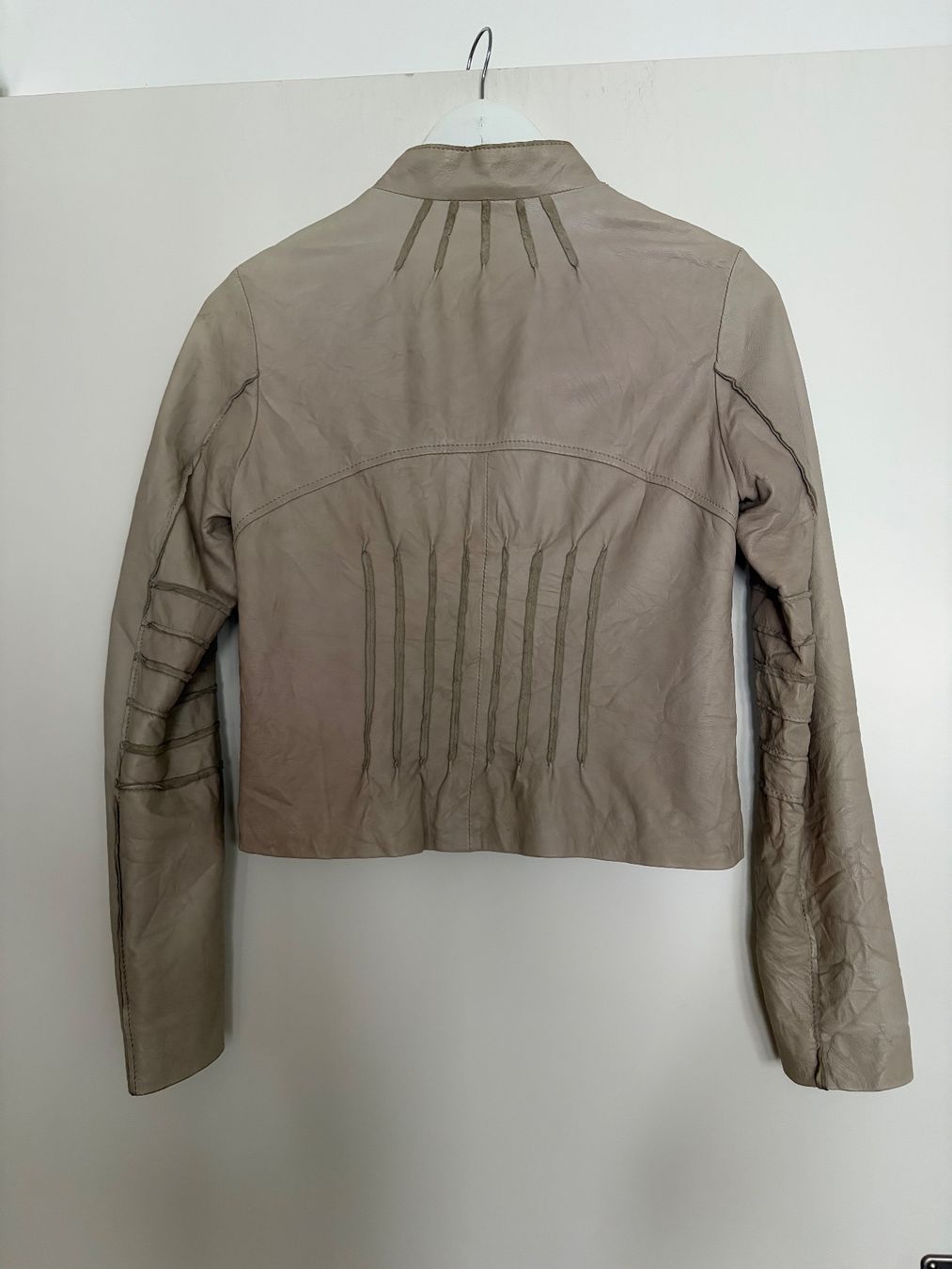 Giacche: Day Birger Lederjacke Lamb Napaleder rosa – Usato da Luzern venduto da Lampion 1