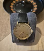 Montre ancienne Golana plaqué or