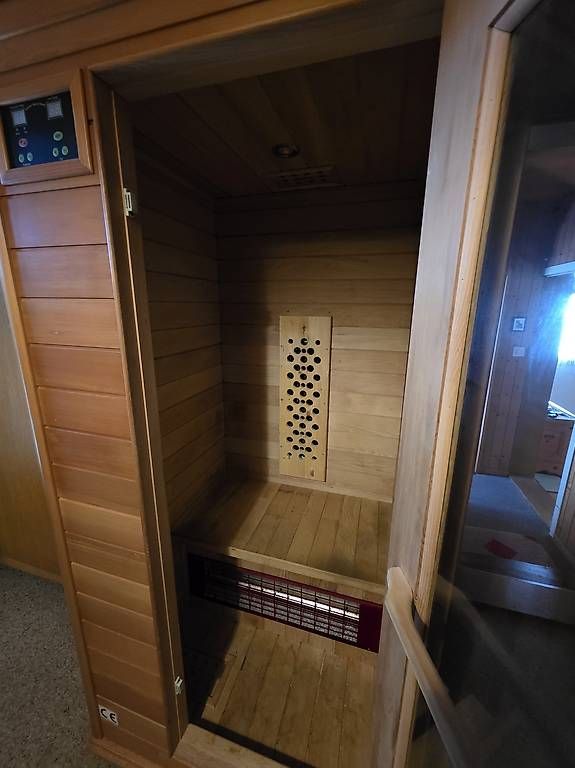 Saunas & Accessoires: Infrarotsauna – D'occasion à Hinwil par Spudi88 2
