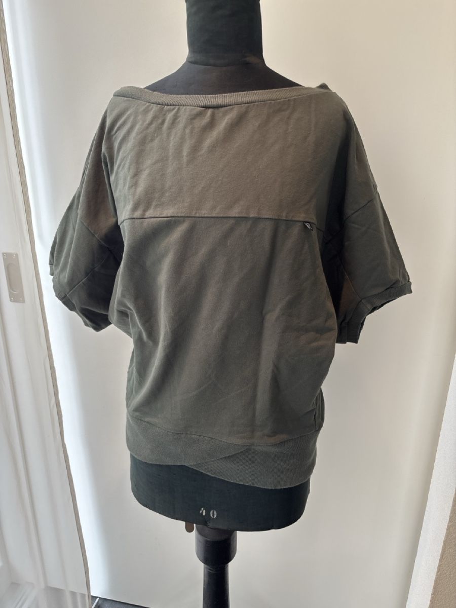 Maglioni & Felpe: Kurzarm Pullover s/ m – Usato da Winznau venduto da Matthias06