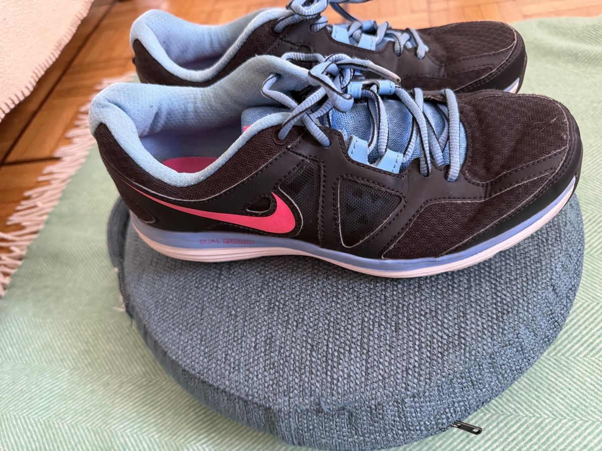 Nike Scarpe da uomo: Nike Air 40 – Usato da Küsnacht ZH venduto da sabinamari 1