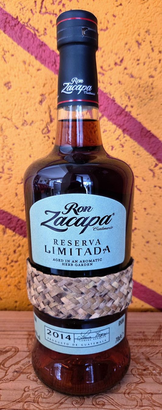 Zacapa Spirituosen: Ron Zacapa Reserva Limitada 2014 – Neu (gemäss Beschreibung) aus Minusio von Mazarin8