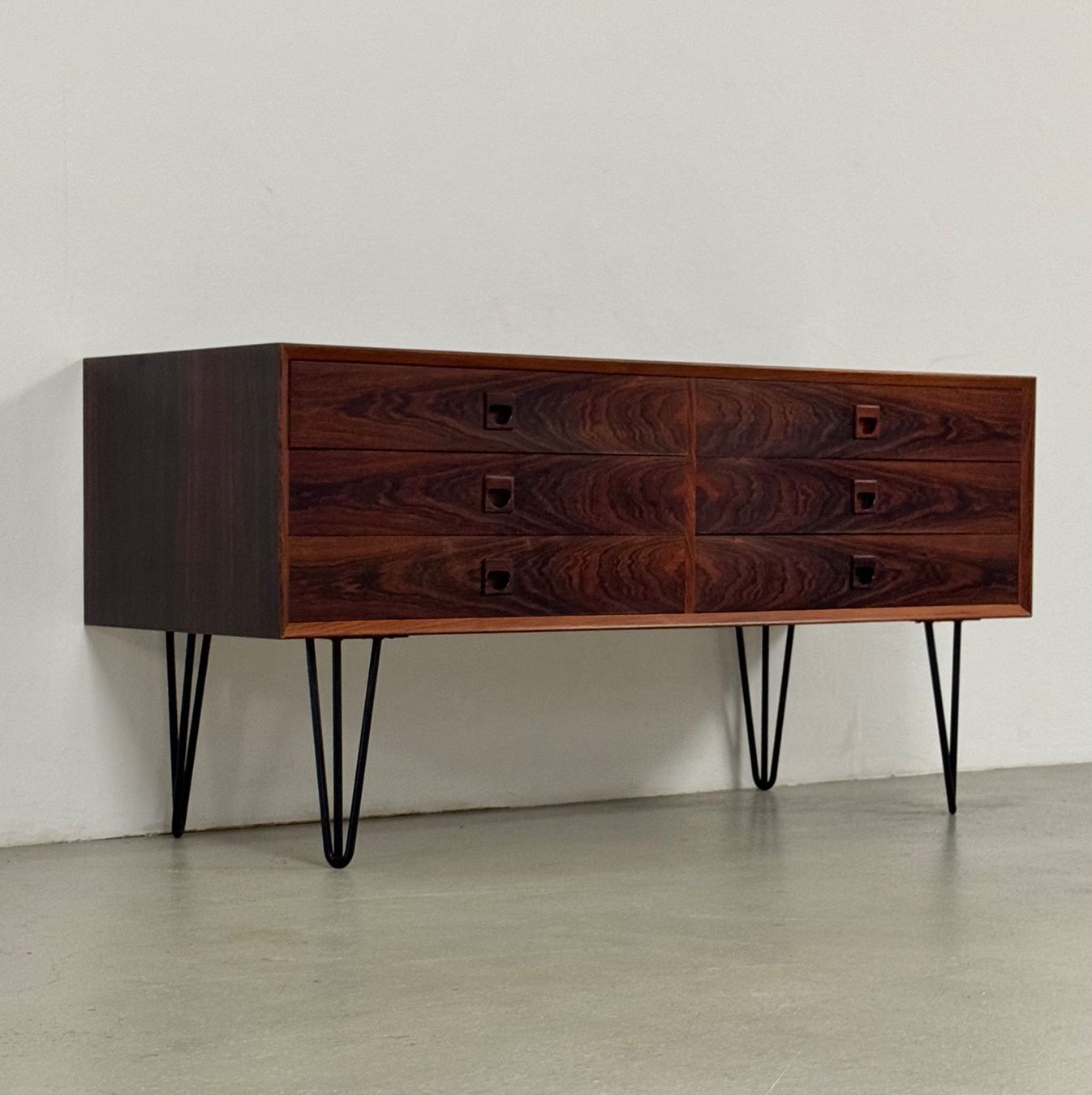 Cassettiere: Palisander Sideboard Kommode Brouer MidCentury Denmark – Usato da Basel venduto da MidMod20C 1