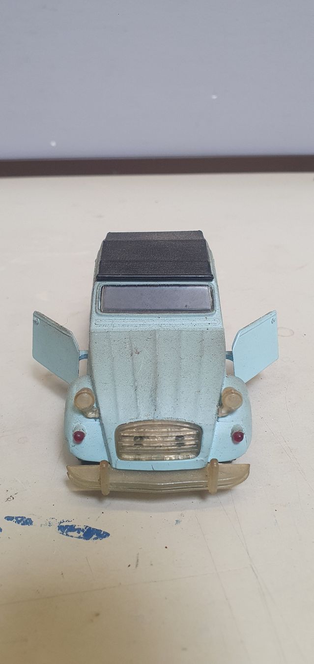 Citroën Modellini d'auto: 2 chevaux Citroën bleue clair...  – Usato da Salavaux venduto da Gabest.25 2