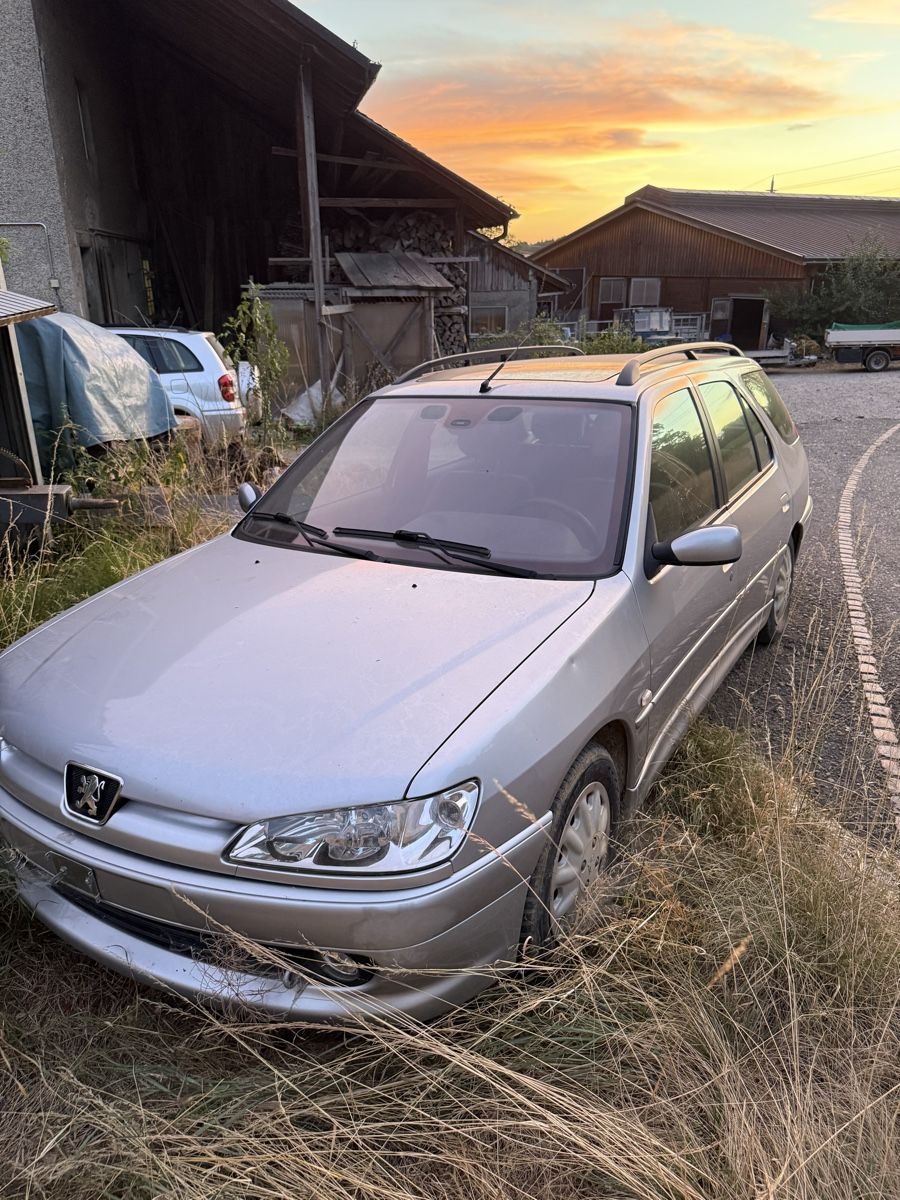 Peugeot Autos: Peugeot 306 Break 1.8 16V – Défectueux à Hausen AG par Patrick975