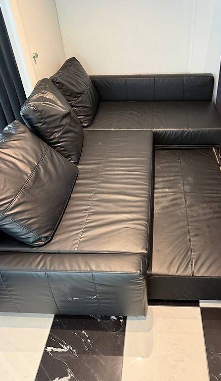 Divani: Schwarze Couch, wenig gebraucht – Usato da Basel venduto da ada_9959 2