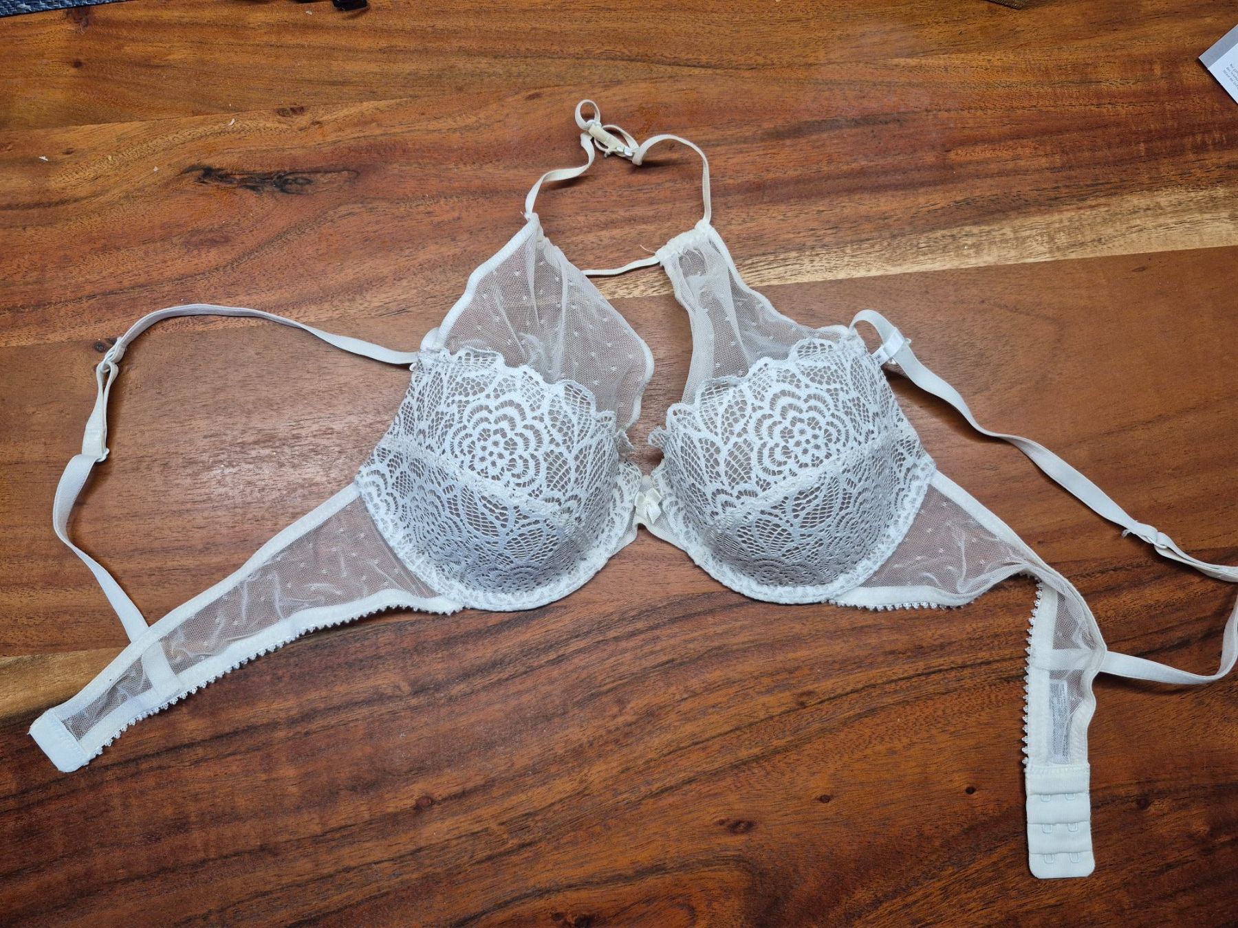 Altra biancheria intima: BH Grösse 80A – Nuovo (secondo la descrizione) da Tagelswangen venduto da Daubinator7