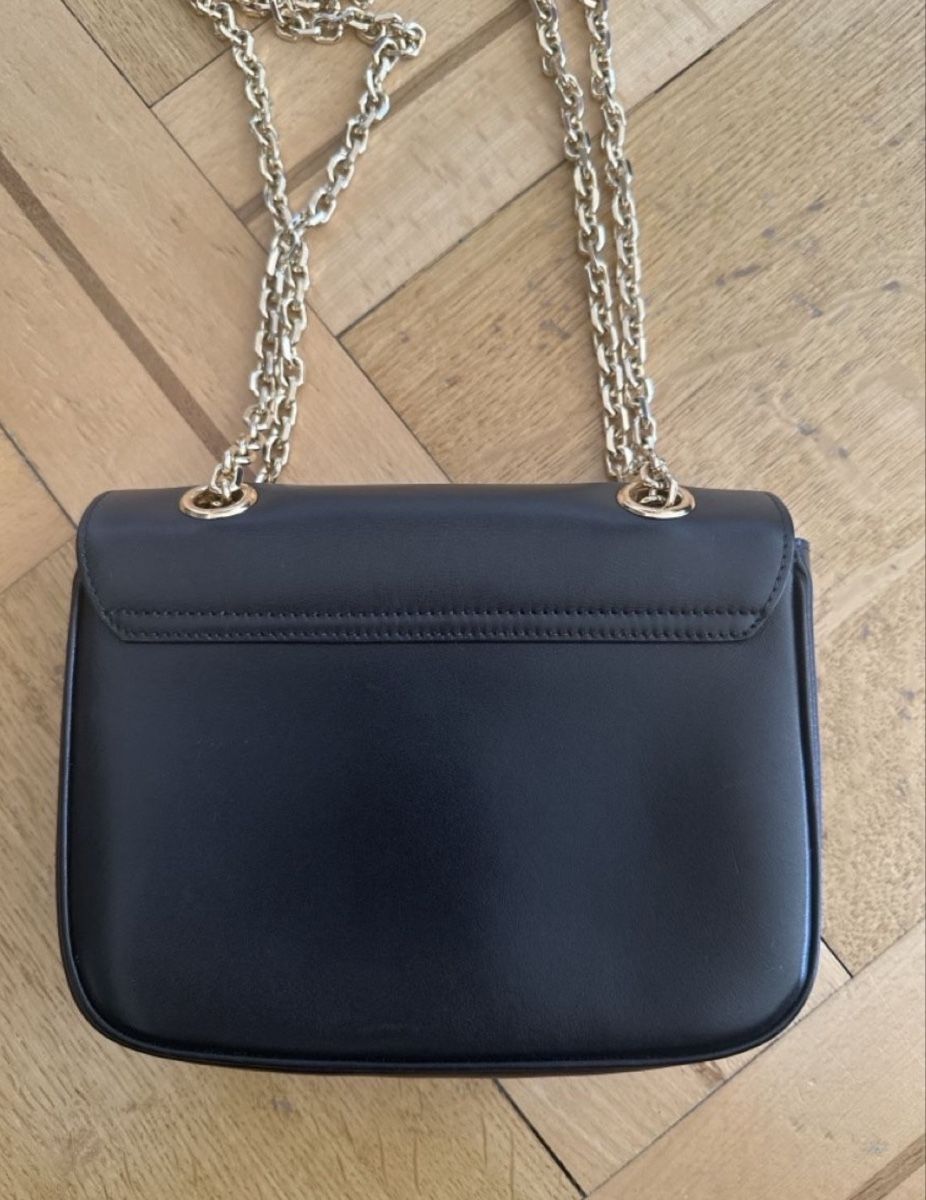 Celine Taschen für Damen: Klassik Céline Tasche, Schwarz mit Goldkette – Gebraucht aus Zug von Se_wb5d 2