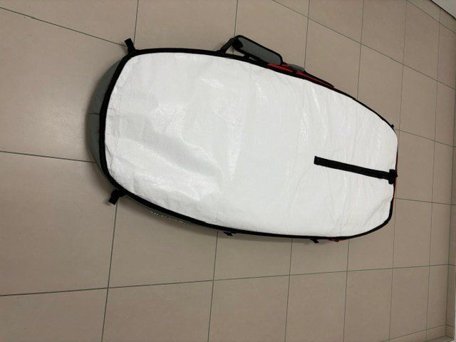 Duotone Tavole da surf e di nuoto: Wingfoil Board Fanatic/Duotone Skywing 5'6" – Usato da Sarnen venduto da MNI01 4
