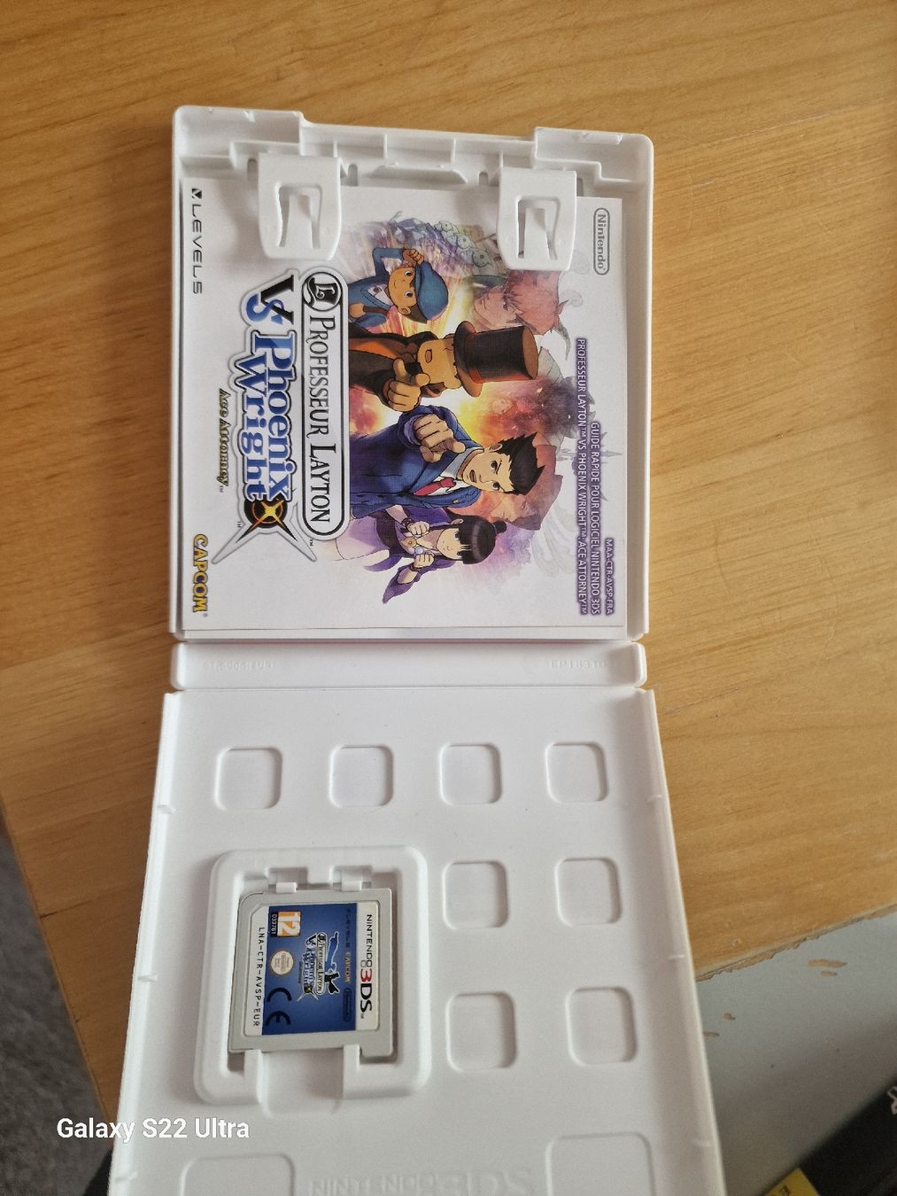 Nintendo Giochi: Professeur Layton vs Phoenix Wright 3DS complet FR   – Nuovo (secondo la descrizione) da Bulle venduto da ned_msw7 2