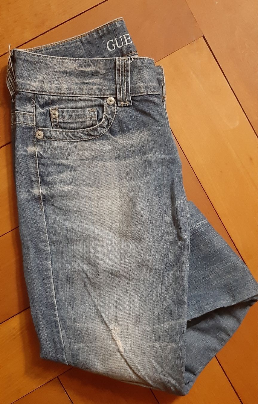 Guess Jeans: GUESS Jeans bootcut staight cut Gr.28/XS – Nuovo (secondo la descrizione) da Zürich venduto da Venecia25 2