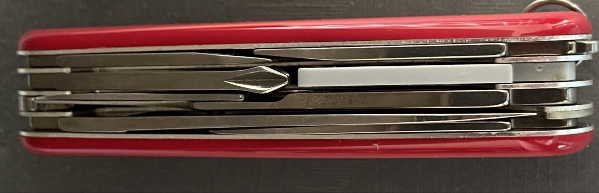 Victorinox Coltelli tascabile: Victorinox Explorer Taschenmesser – Nuovo e nell'imballaggio originale da Allschwil venduto da Tasting 5