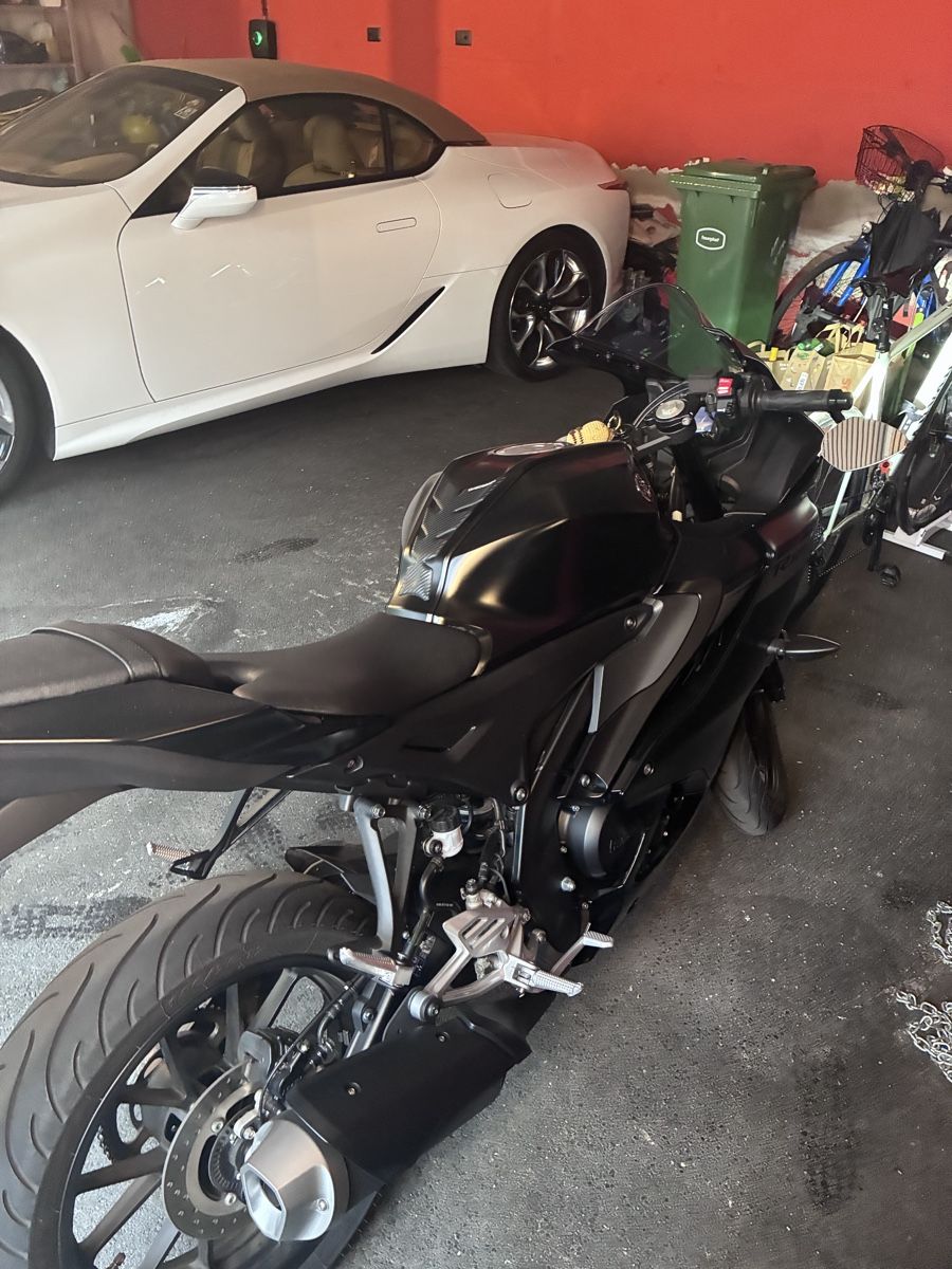 Yamaha Strada: Yamaha yzf r-125 – Usato da Zollikon venduto da bel_z2nl 2