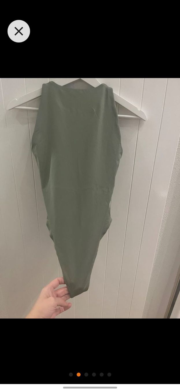 Stradivarius Tops: Neckholderbody Stradivarius Gr.M – Neuf (Voir description) à Wil SG par an_ka 2