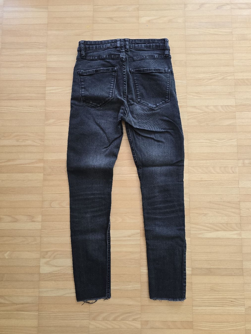 Jeans: Mango Jeans, dunkelgrau bis schwarz, Grösse 34 – Usato da St. Gallen venduto da A.W.128 2