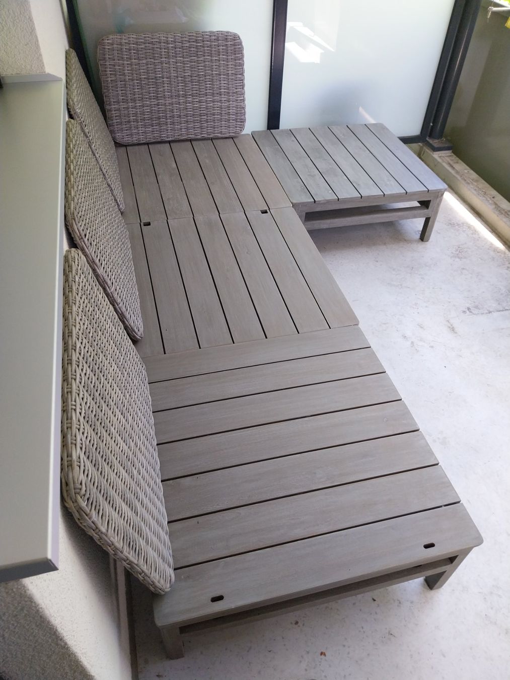 Micasa Sofas: Modulares Gartensofa aus Holz – D'occasion à Bern par tho_7b5z