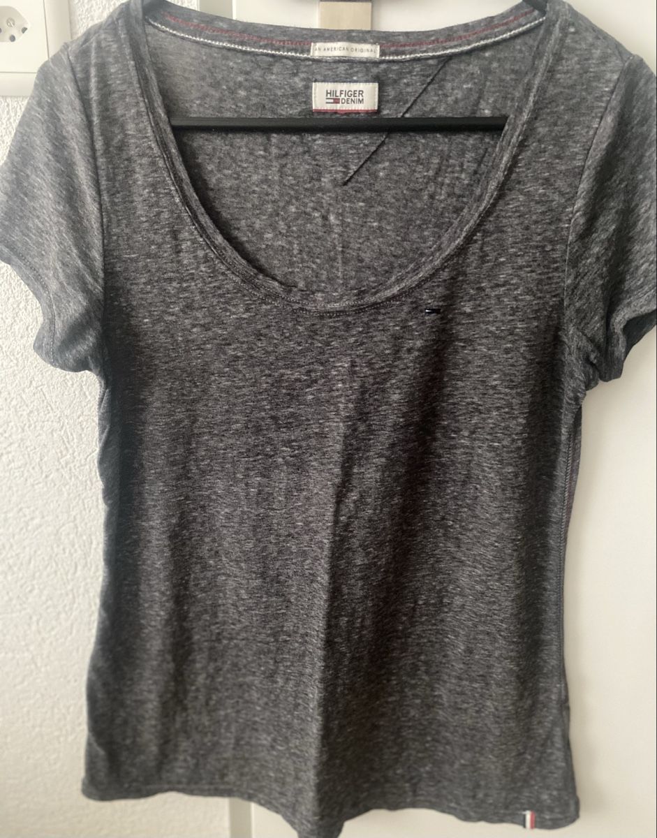 Tommy Hilfiger T-shirt: Tommy Hilfiger Shirt, S – Usato da Berg SG venduto da Silversurfer