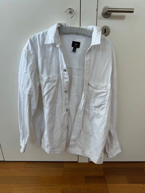 H&M Jacken: Veste blanc - Taille M – Gebraucht aus Vallon von kil_2k6p