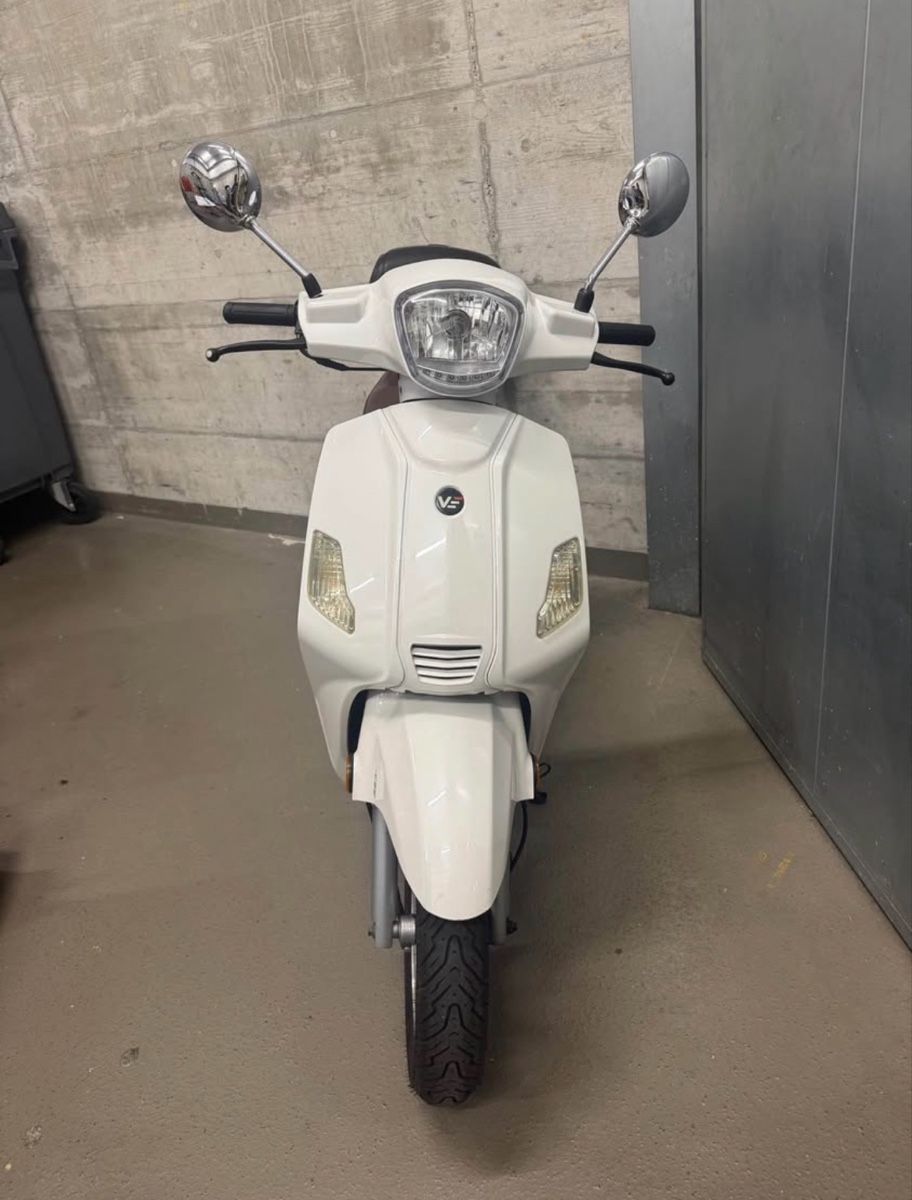 Sonstige: Vengo Zahara 125 Roller – Gebraucht aus Fällanden von ganiismaili1 1