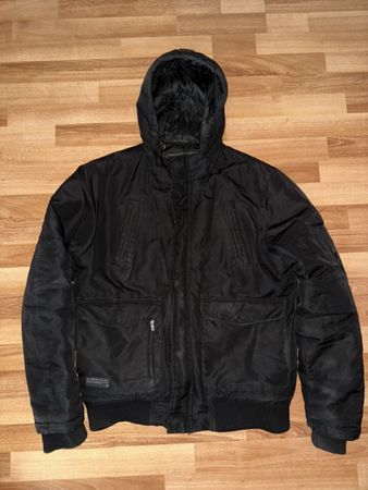 Jack&Jones Winterjacke Gr. L schwarz