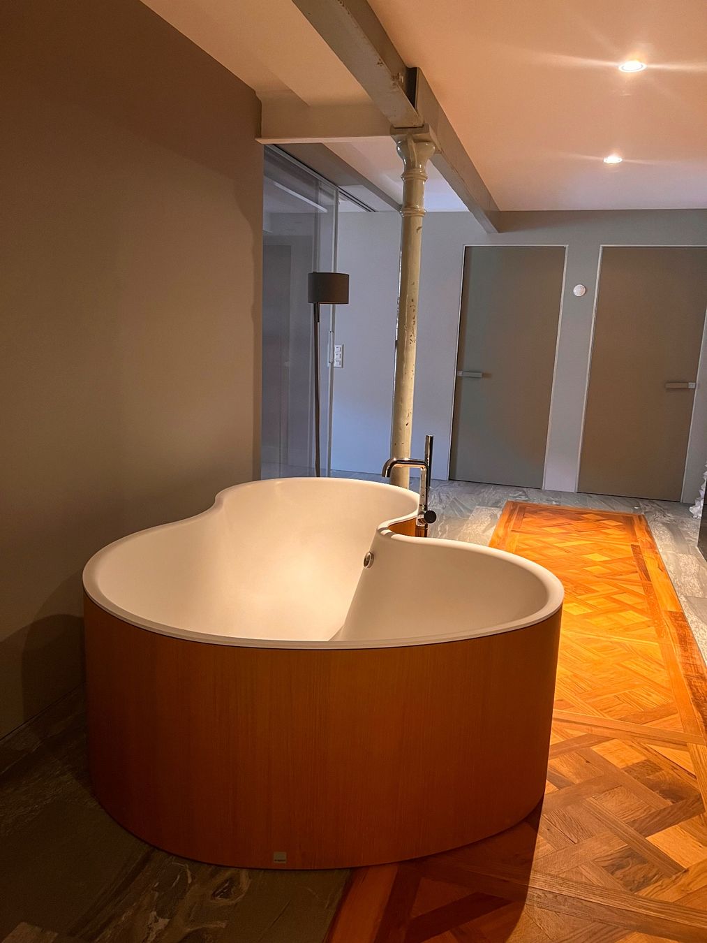 Vasche da bagno: Agape Freistehende Badewanne – Nuovo (secondo la descrizione) da Bern venduto da arttesa