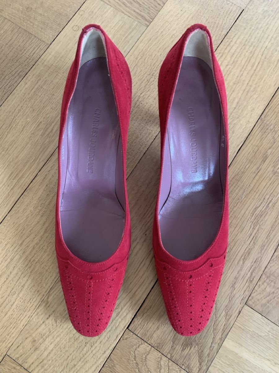 Scarpe da donna: Rote Charles Jourdan Pumps, Grösse 37.5/38 – Usato da Zürich venduto da lkb_vs8l 1