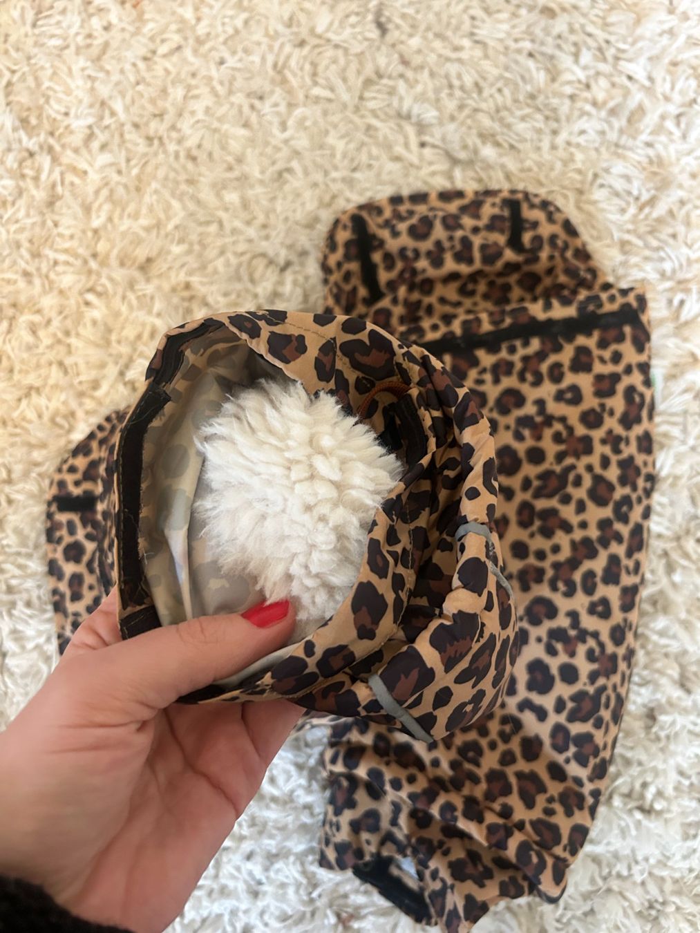 Gants & mitaines : Wobs Lenkerstulpen im Leo Design – D'occasion à Zürich par Seraphine_1302 2