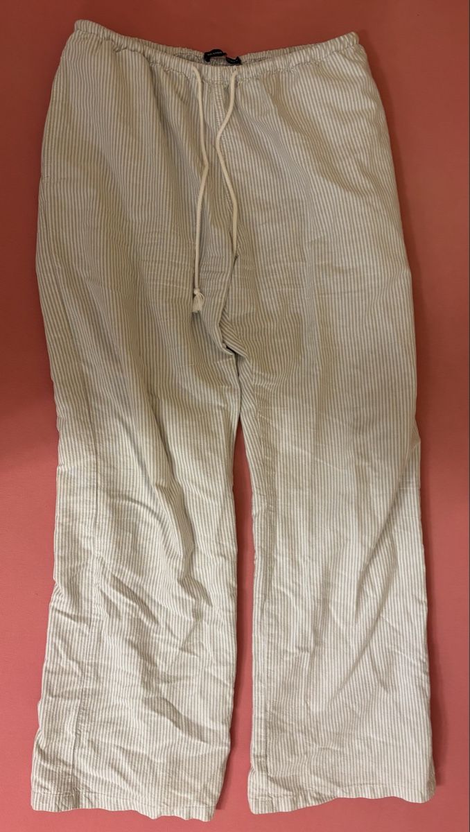 Brandy Melville Pantaloni: Brandy Melville Hose – Nuovo (secondo la descrizione) da Andelfingen venduto da Good_Quality
