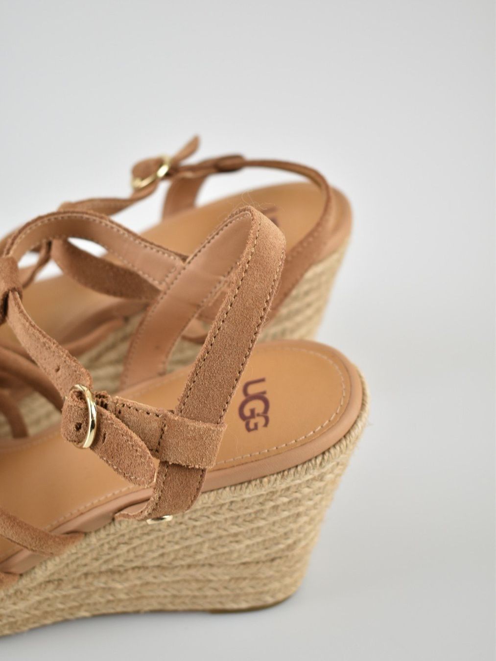 Ugg Scarpe da donna: UGG Cressida Sandalen, neuwertig, Gr.39.5 – Nuovo (secondo la descrizione) da Nürensdorf venduto da 2ND_STORY 4