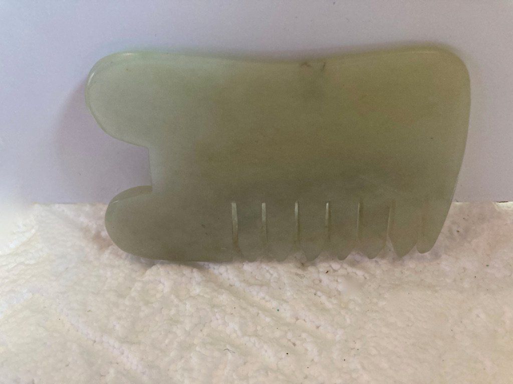 Pietre preziose: Kamm Jade – Nuovo (secondo la descrizione) da Biberist venduto da tl-schmuck 1