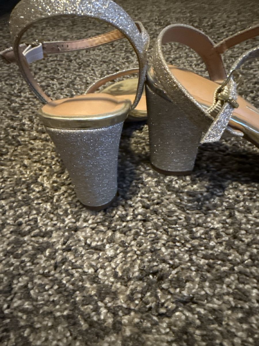 Scarpe da donna: Glitzer-Sandalen mit Blockabsatz – Nuovo e nell'imballaggio originale da Uerikon venduto da Vanessita07 2